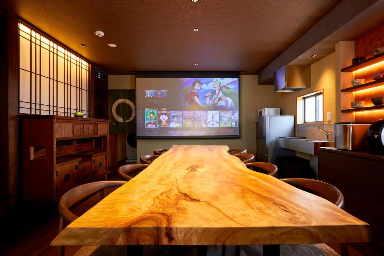 古今 天下茶屋 With A Private Parking Lot And A Half Open-Air Bath And Direct To Kix Villa Osaka Exterior photo